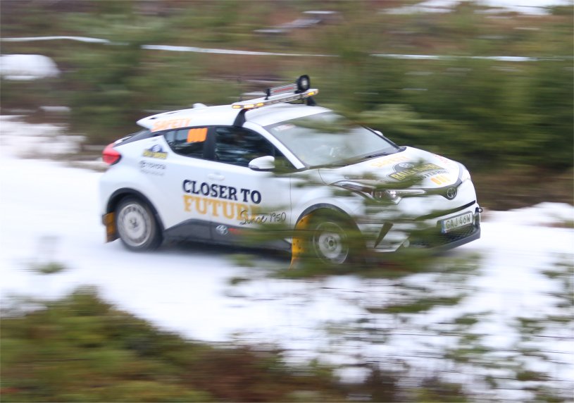 [Image: SecurityCar.jpg]